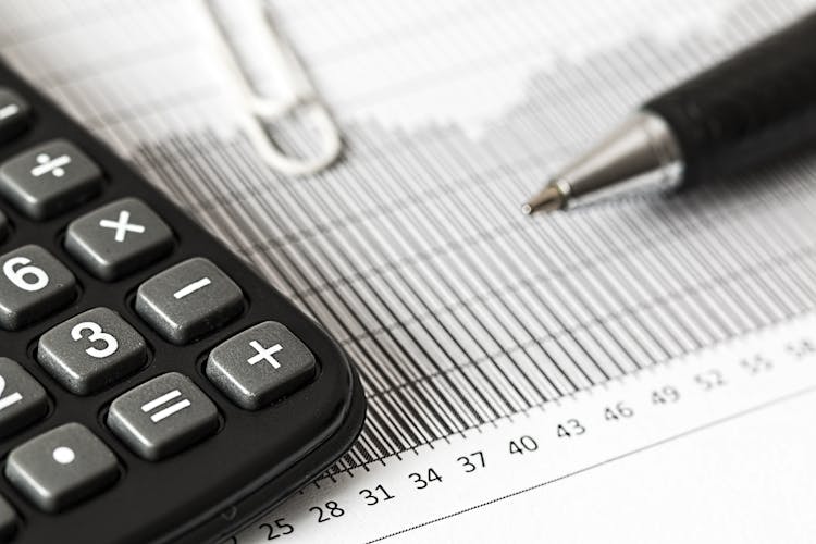 Schulden consolideren: wanneer is het slim om leningen samen te voegen?